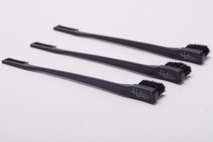 
                  
                    Hair Majesty Edge Brush
                  
                